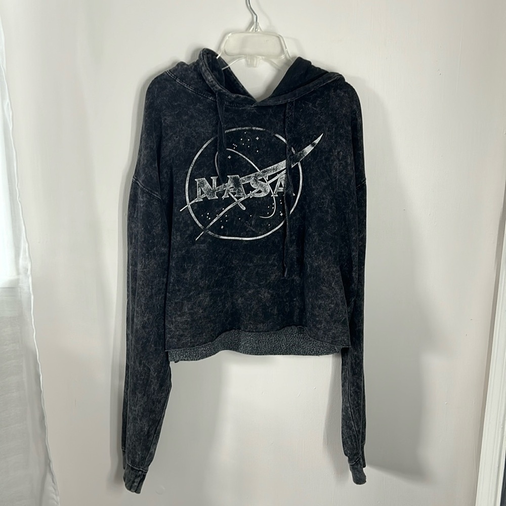 Chemistry NASA Cropped Sweatshirt